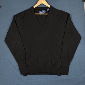 Vintage Gieves And Hawkes No. 1 Savile Row London Men's Cashmere Sweater Medium
